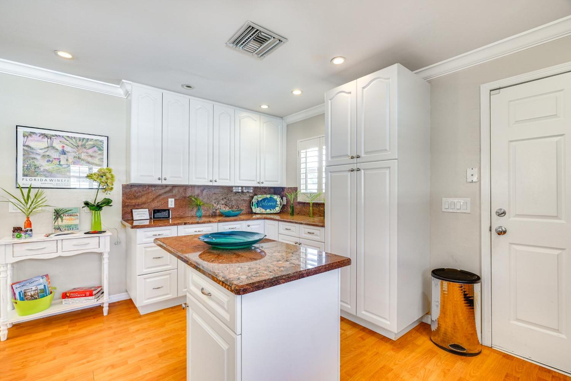 Fort Myers Bungalow - 12 Miles To The Beach! Экстерьер фото